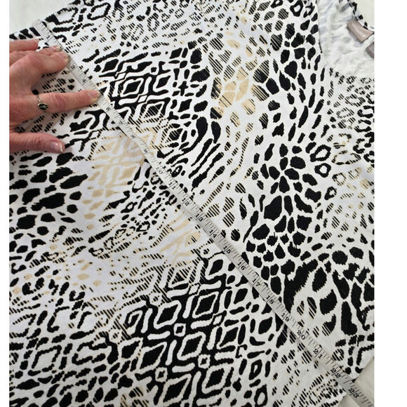 Chico's EUC Leopard elbow sleeve v-neck top 16 XL white black beige - Picture 12 of 17